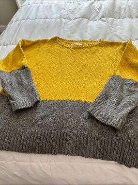 LOFT Yellow and Gray Block Knit Crewneck Sweater